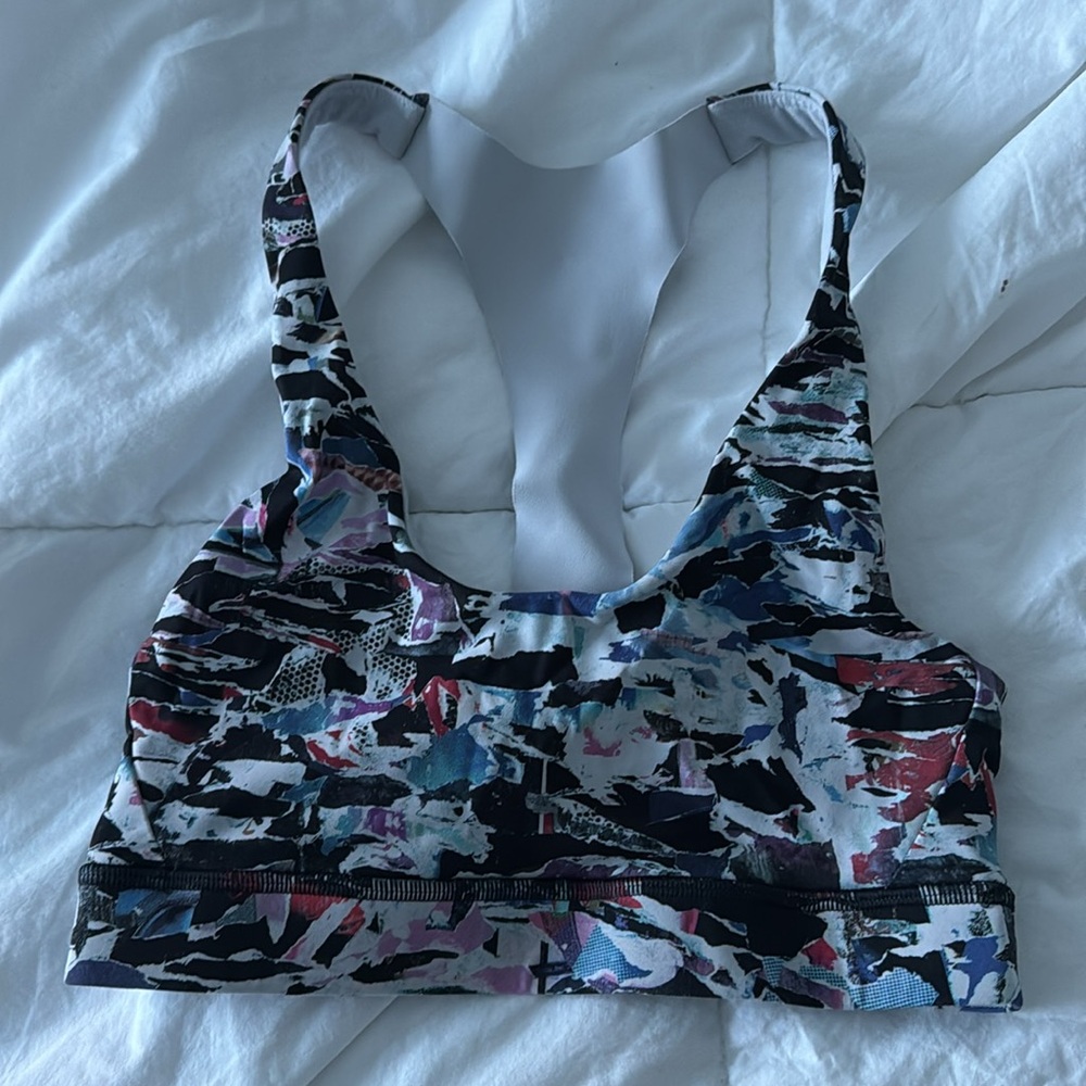 Lululemon sports bra